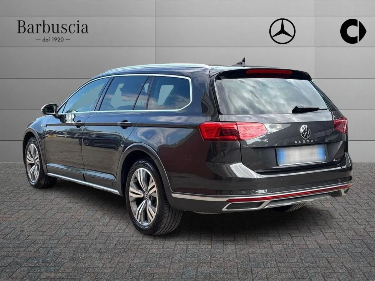 Volkswagen Passat Variant usata a Pescara (4)