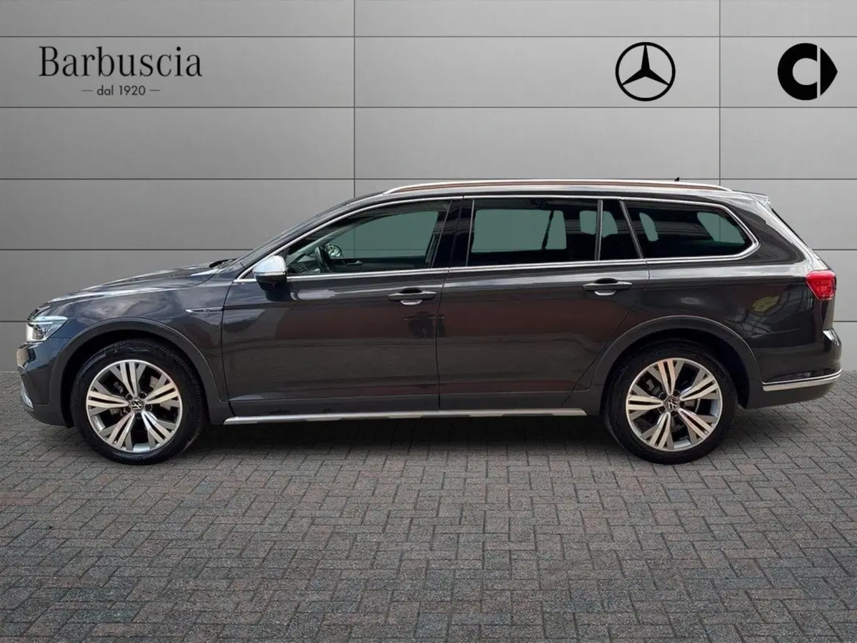Volkswagen Passat Variant usata a Pescara (5)