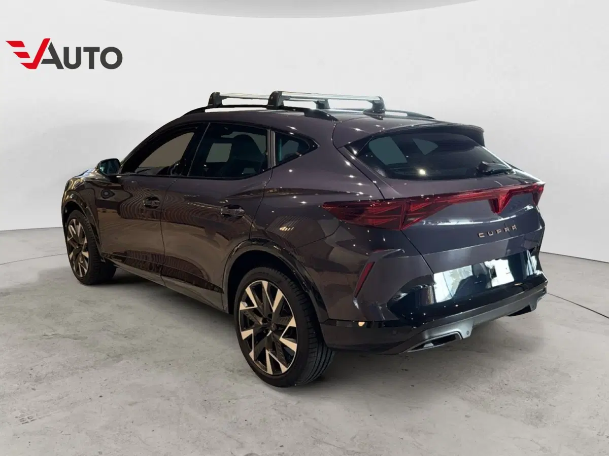 Cupra Formentor nuova a Novara (4)