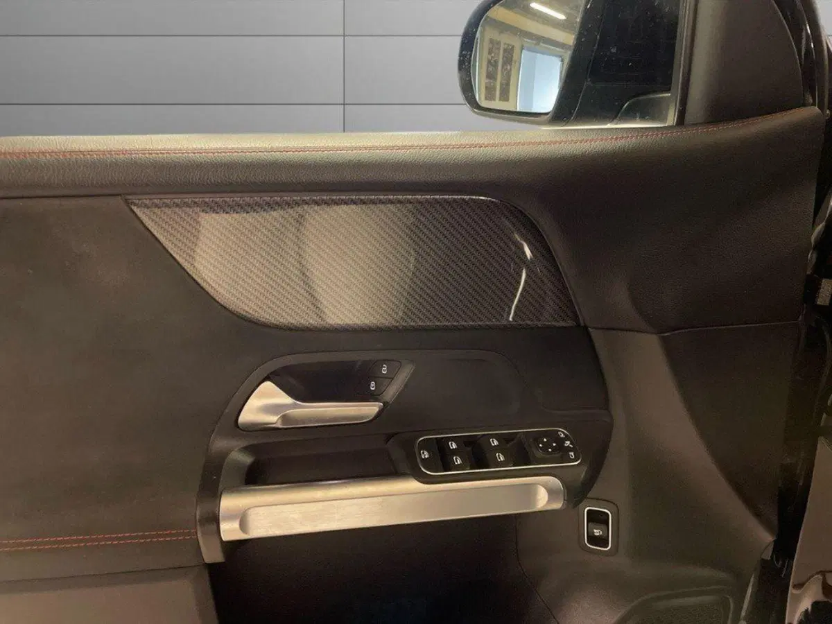 Mercedes-Benz GLB usata a Ancona (17)