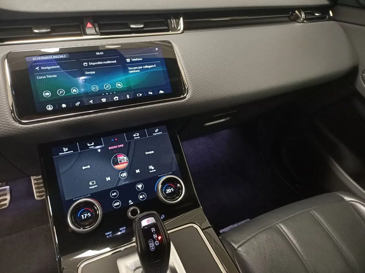 Land Rover Range Rover Velar usata a Torino (12)