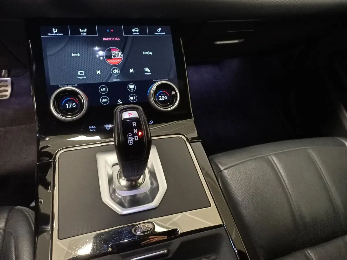 Land Rover Range Rover Velar usata a Torino (13)
