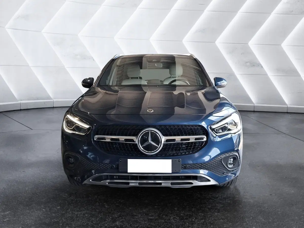 Mercedes-Benz GLA SUV usata a Salerno (2)