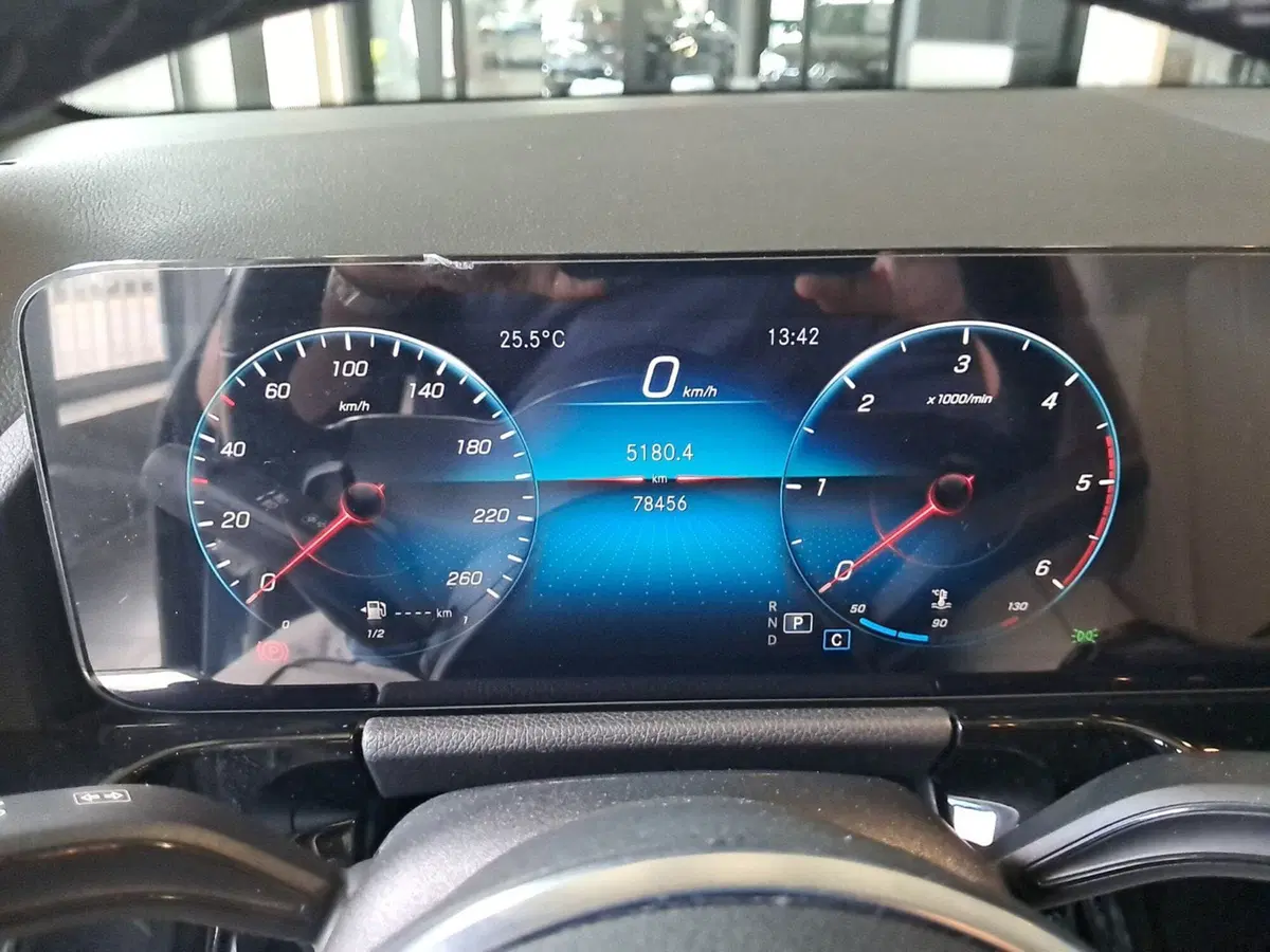 Mercedes-Benz GLA SUV usata a Salerno (9)