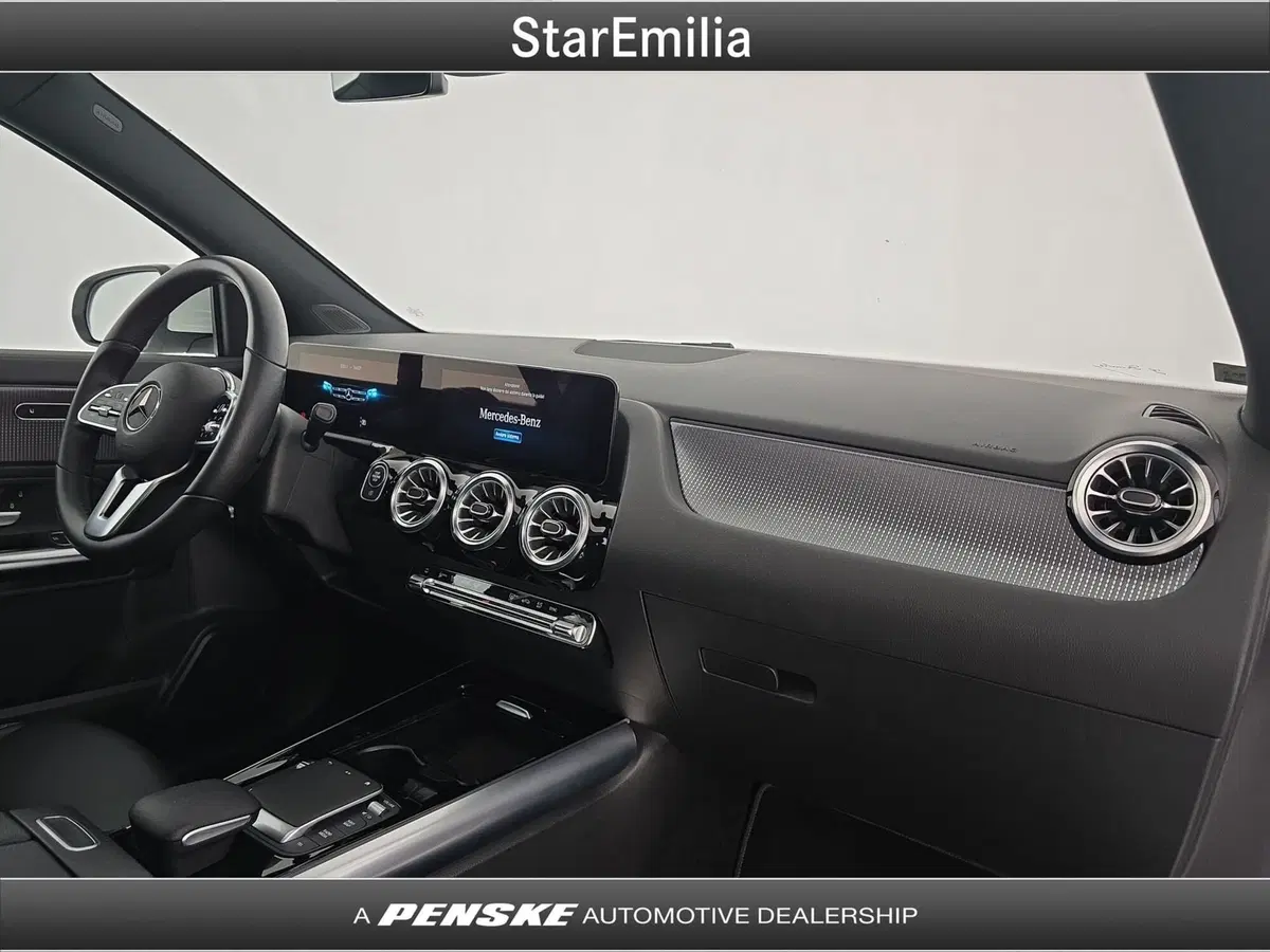 Mercedes-Benz GLA SUV usata a Bologna (16)