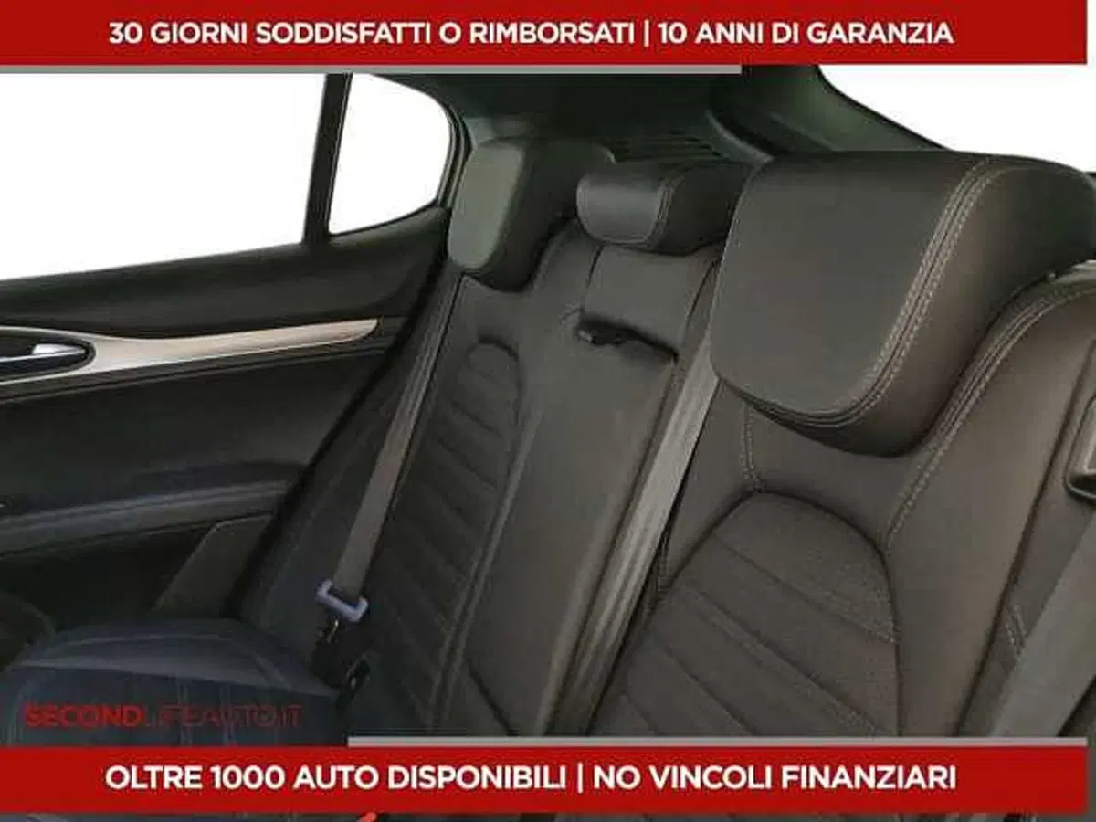 Alfa Romeo Stelvio usata a Chieti (8)