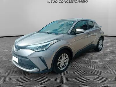 Toyota Toyota C-HR 1.8 Hybrid E-CVT Dynamic del 2019 usata a Pordenone