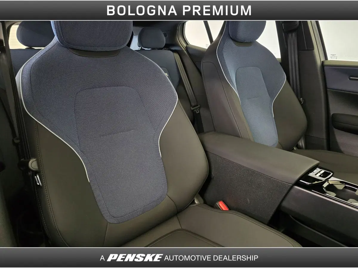 Volvo EX30 usata a Bologna (12)