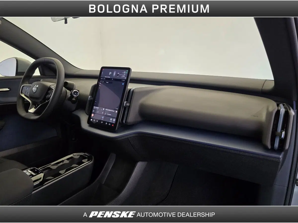 Volvo EX30 usata a Bologna (14)