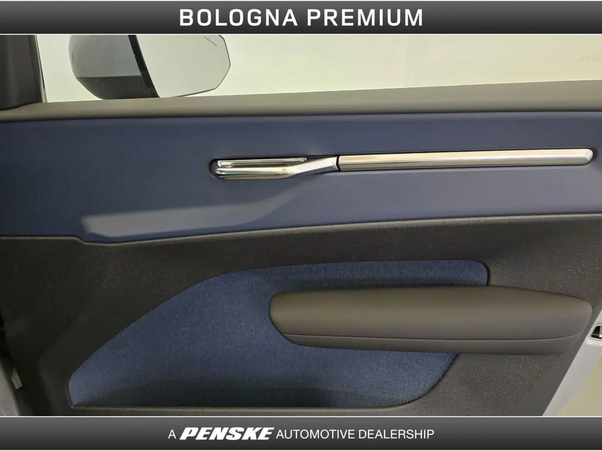 Volvo EX30 usata a Bologna (19)