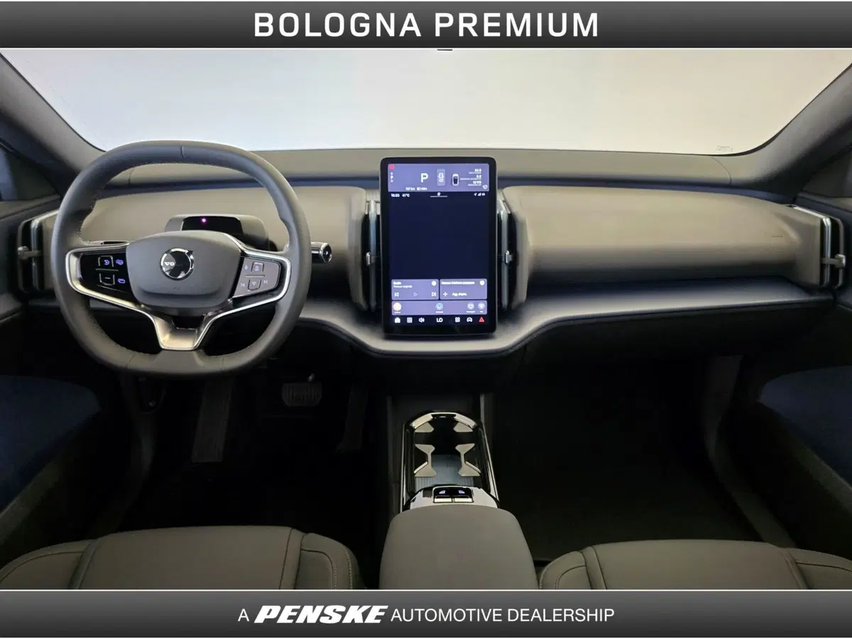 Volvo EX30 usata a Bologna (4)