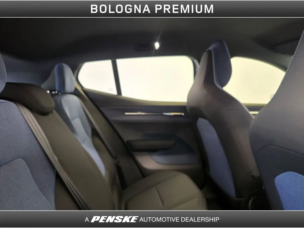 Volvo EX30 usata a Bologna (5)