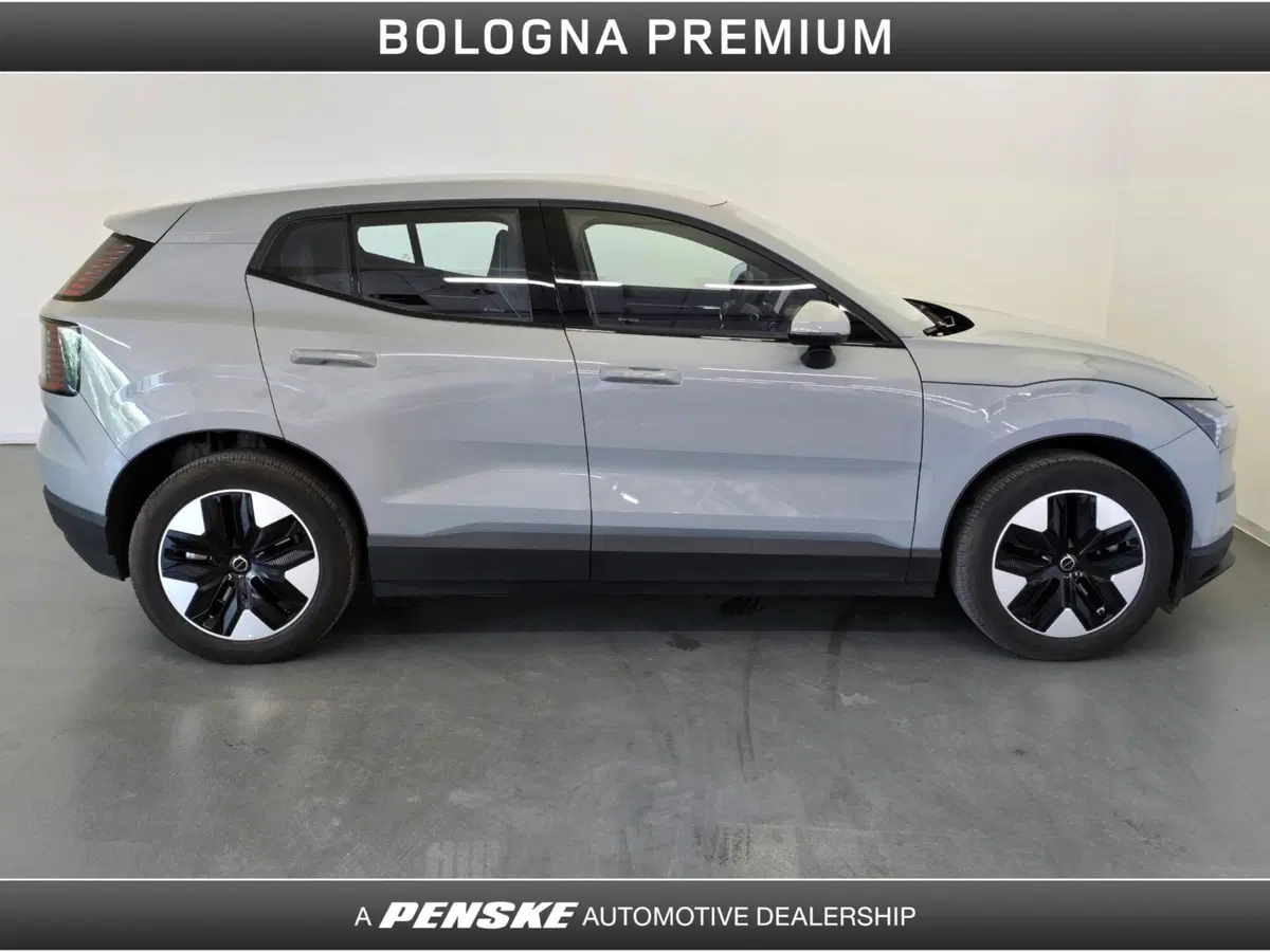 Volvo EX30 usata a Bologna (6)