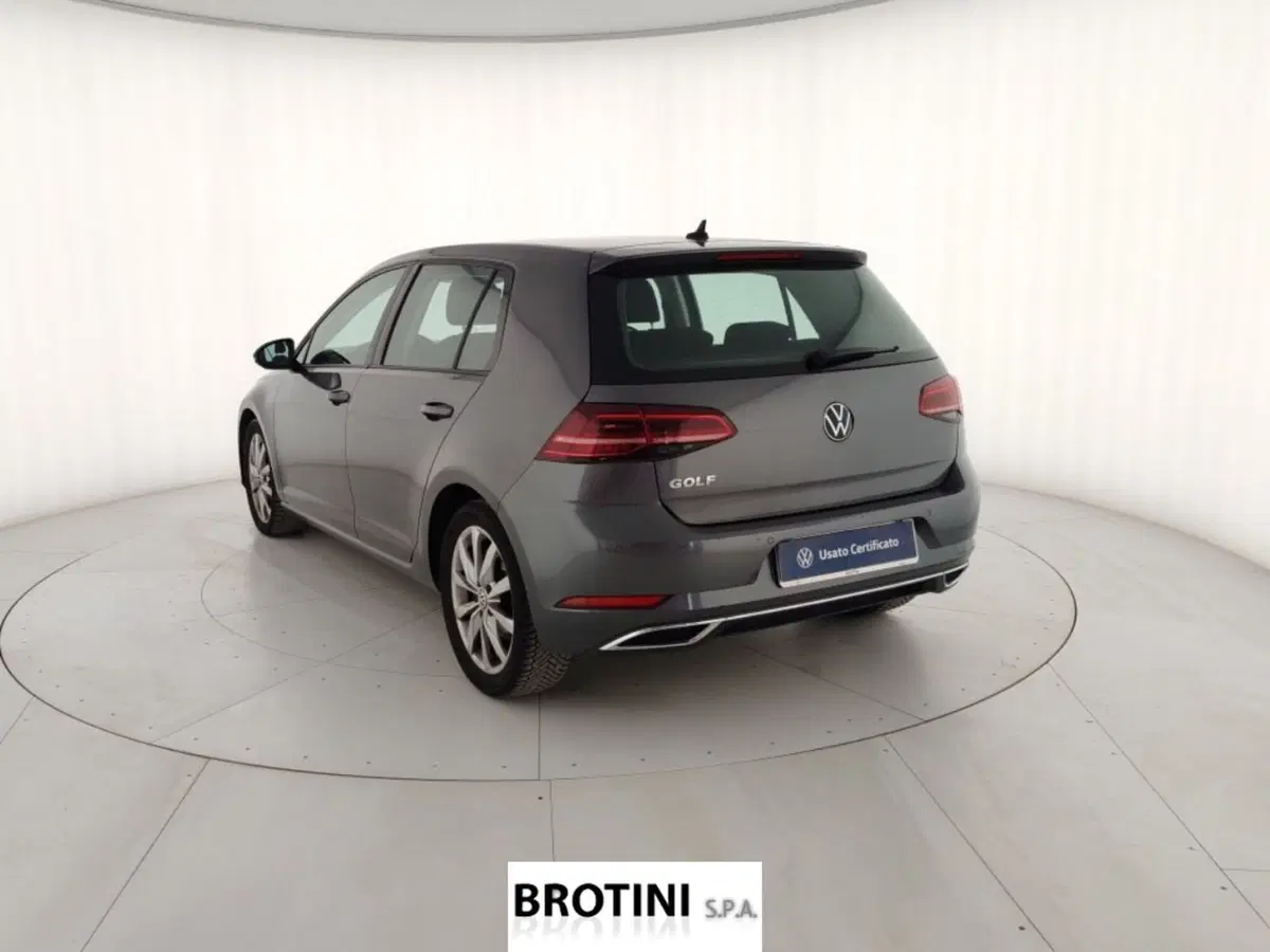 Volkswagen Golf usata a Massa-Carrara (2)