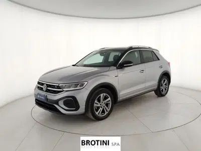 Volkswagen T-Roc 1.5 tsi R-Line del 2023 usata a Massa