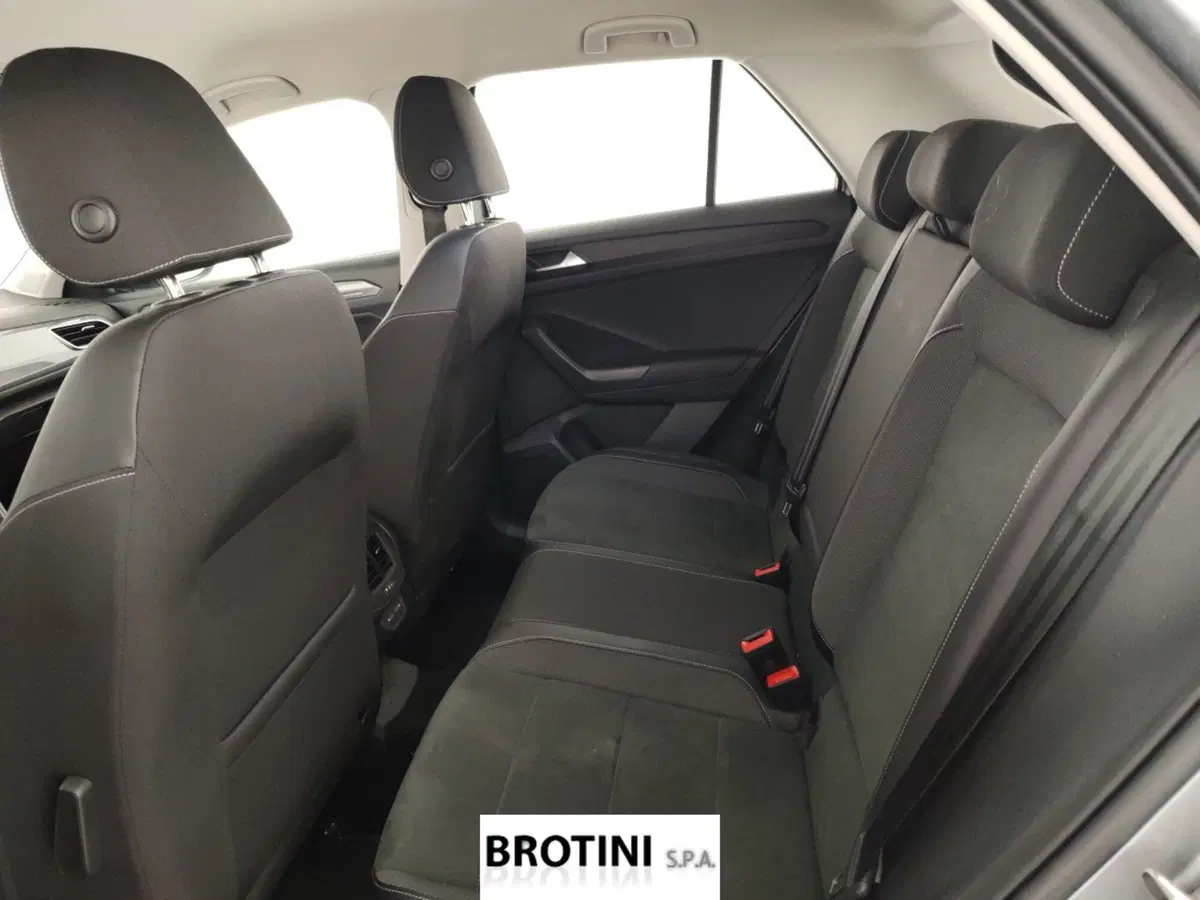 Volkswagen T-Roc usata a Massa-Carrara (10)