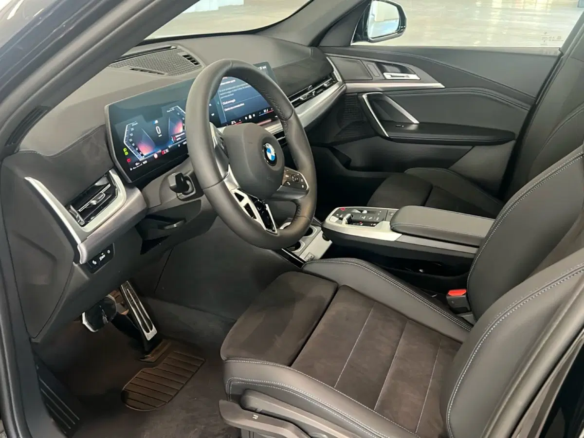 BMW X1 nuova a Asti (17)