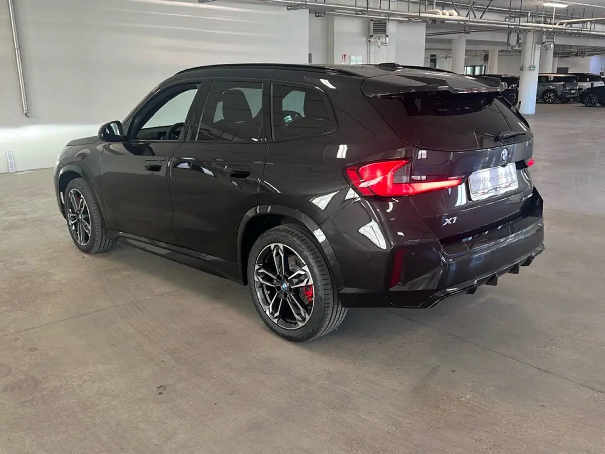 BMW X1 nuova a Asti (3)