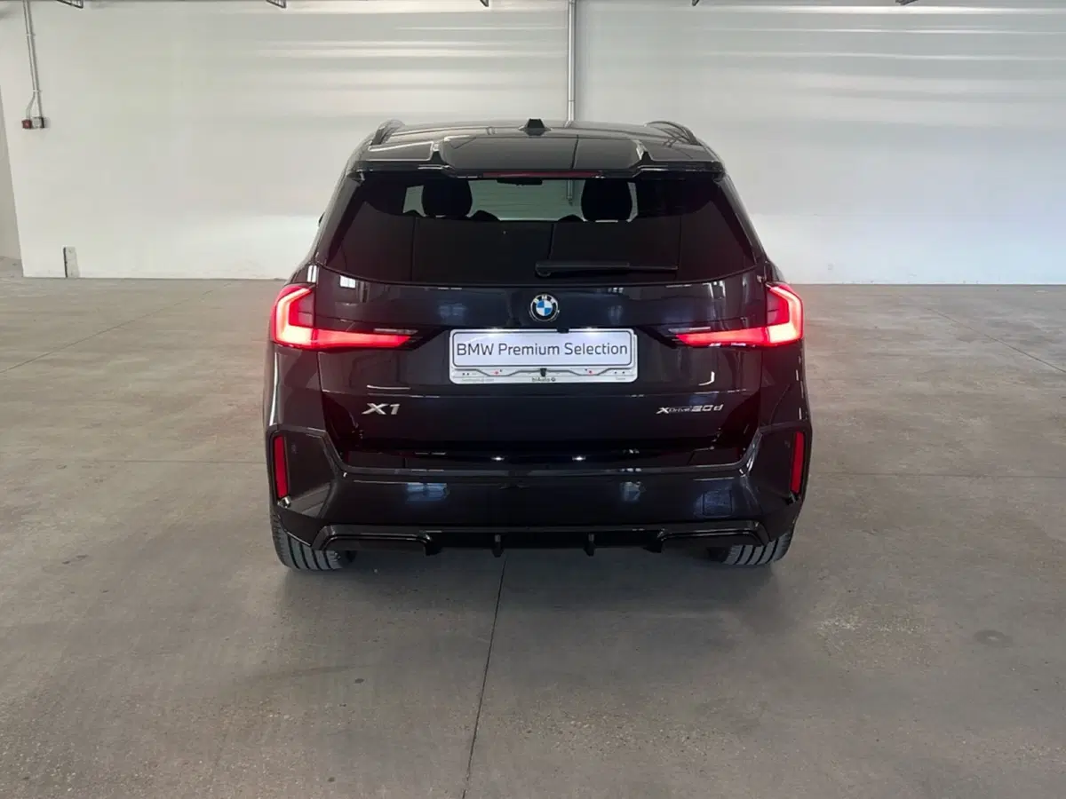 BMW X1 nuova a Asti (4)