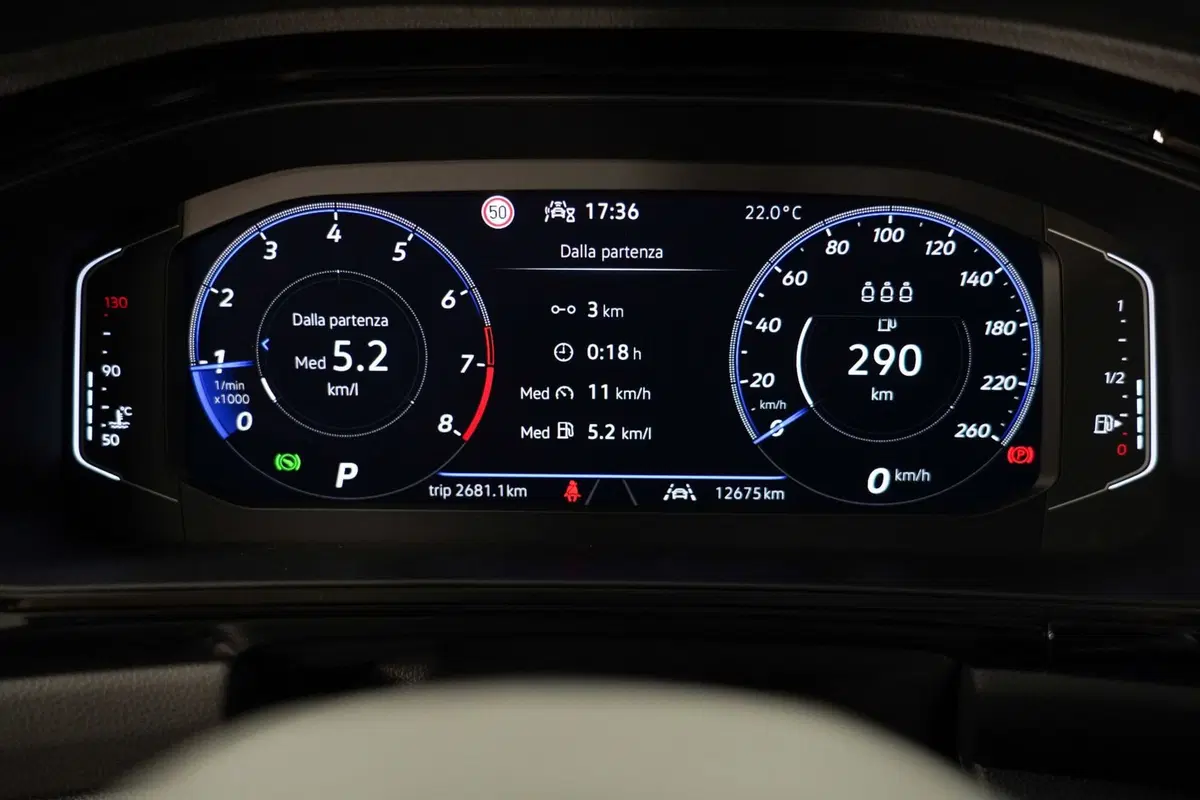 Volkswagen T-Roc usata a Varese (10)