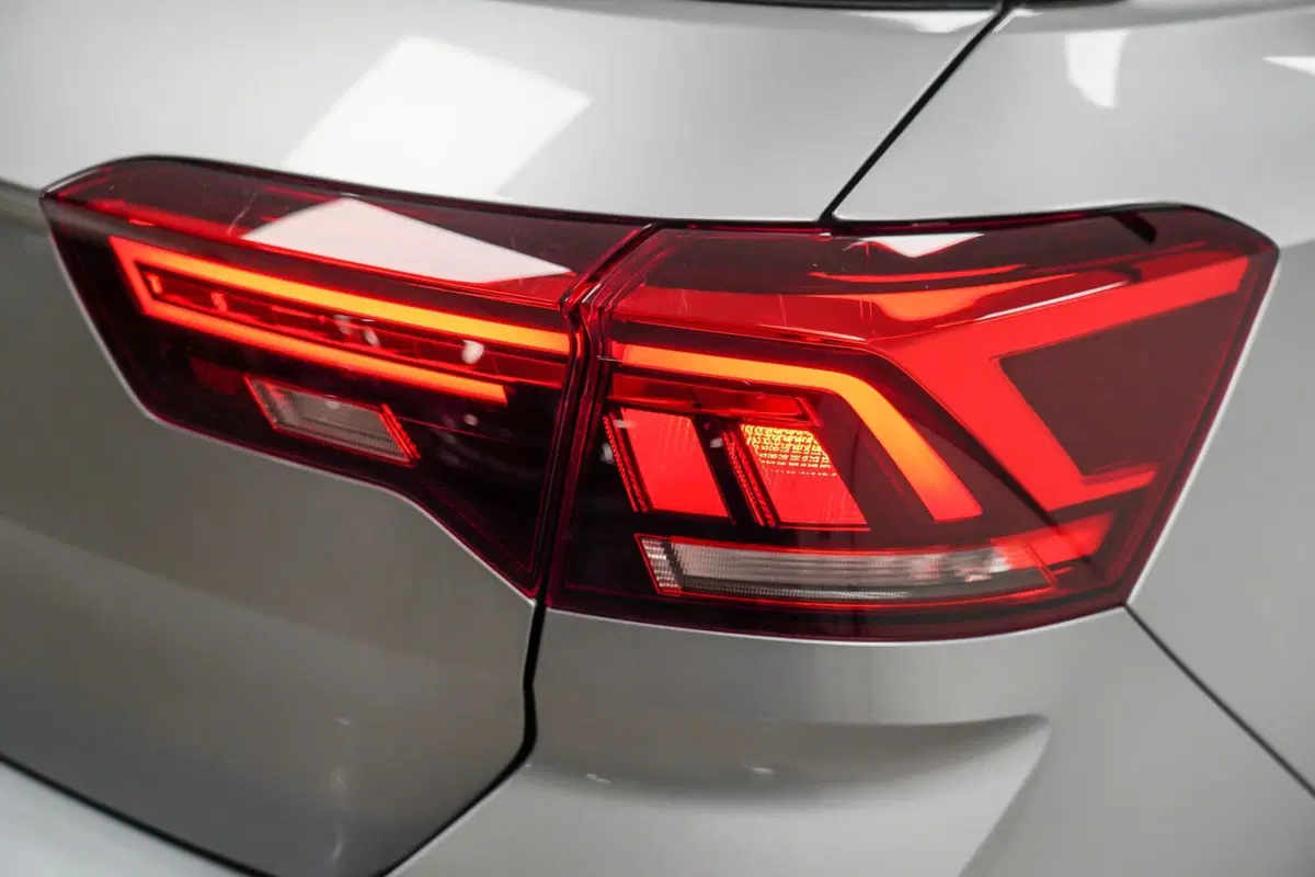 Volkswagen T-Roc usata a Varese (9)