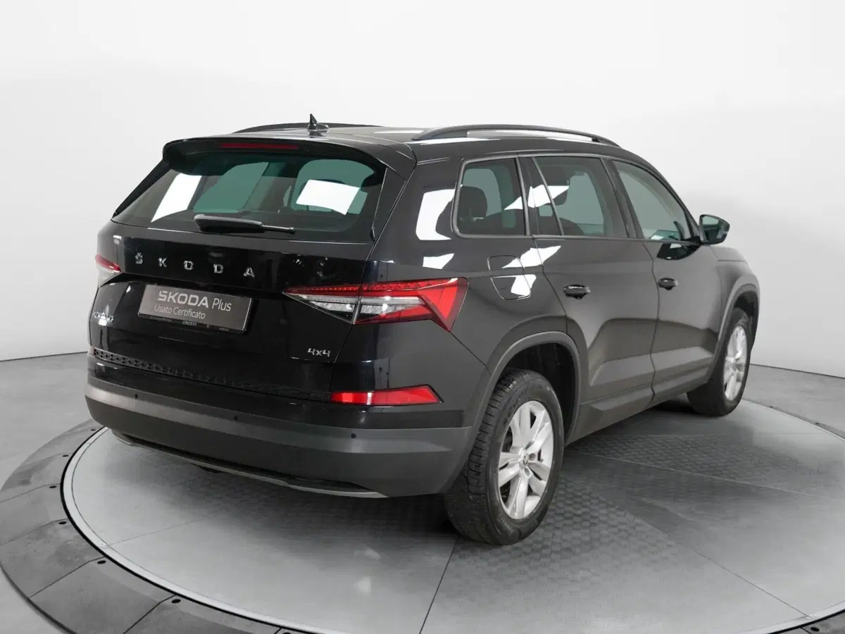 Skoda Kodiaq usata a Varese (6)