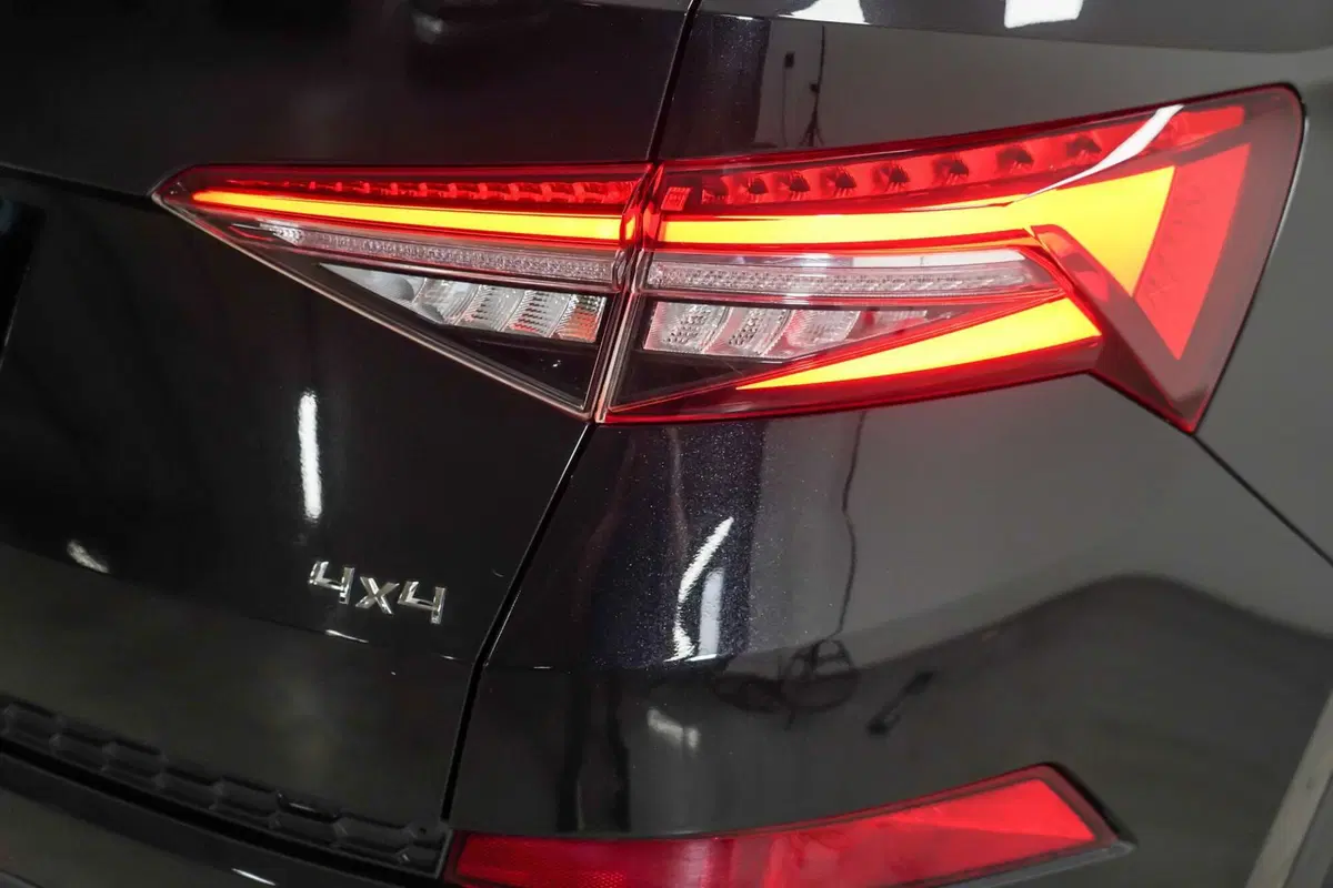 Skoda Kodiaq usata a Varese (9)