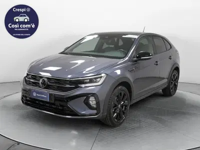 Volkswagen Taigo 1.0 TSI 110 CV DSG R-Line del 2023 usata a Carnago
