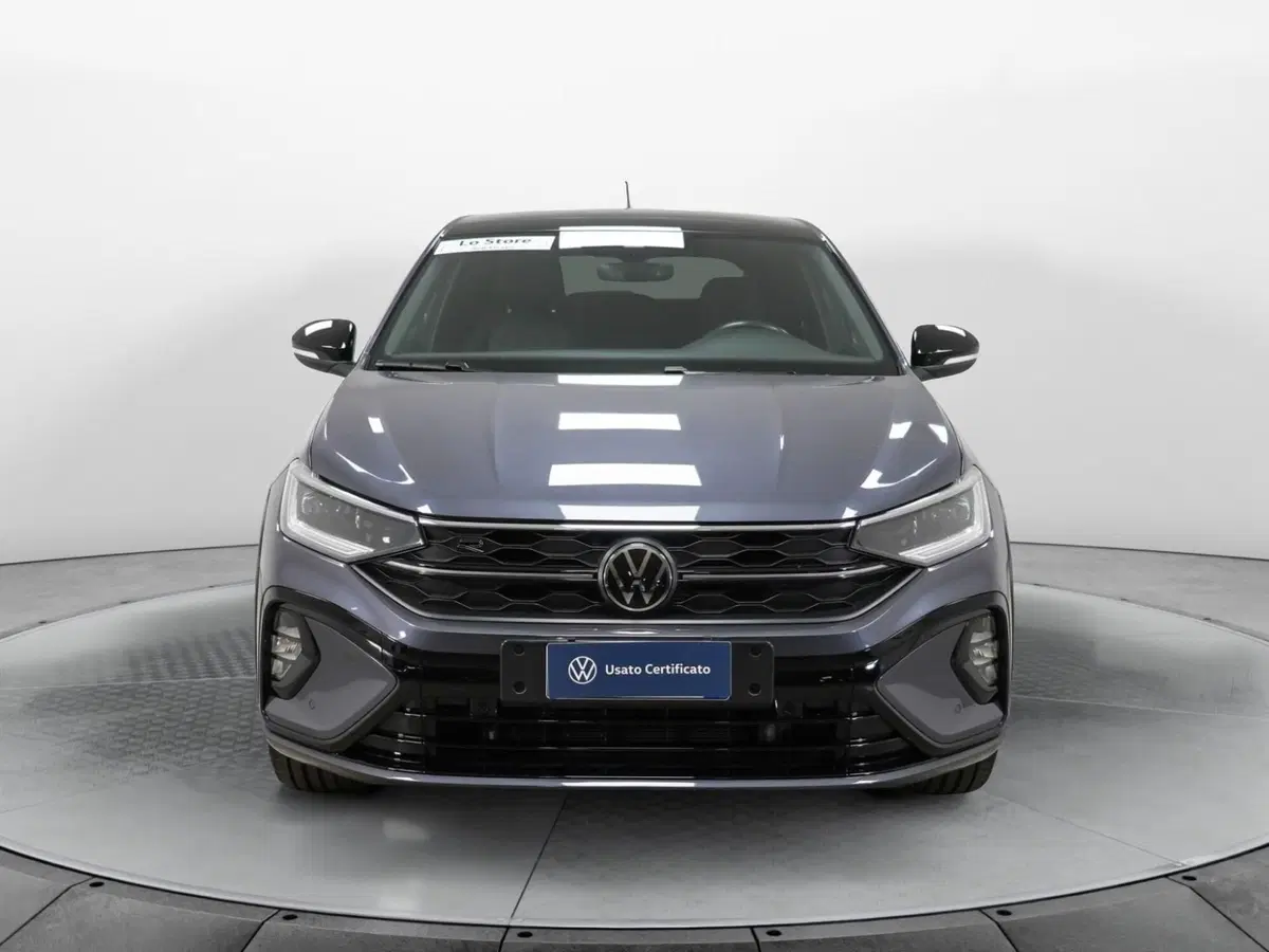 Volkswagen Taigo usata a Varese (2)