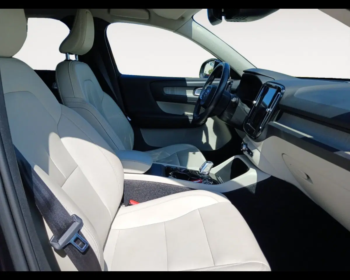 Volvo XC40 usata a Ravenna (15)