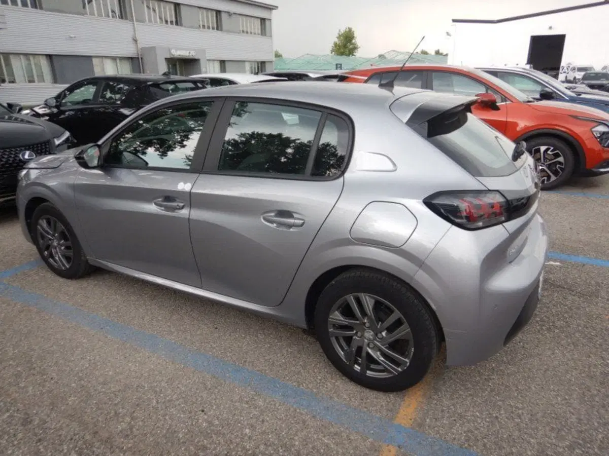 Peugeot 208 usata a Firenze (3)
