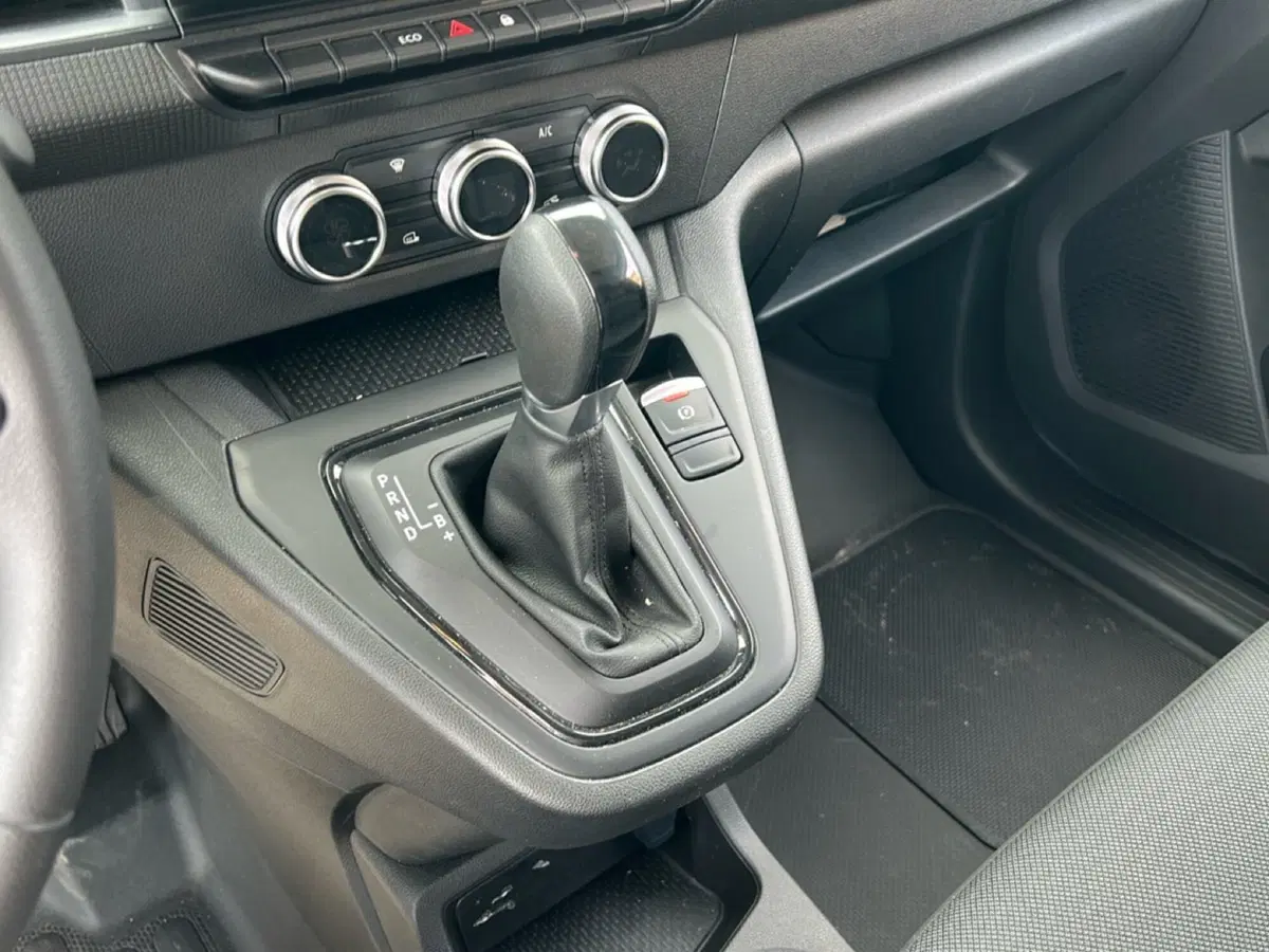 Renault Kangoo usata a Roma (12)