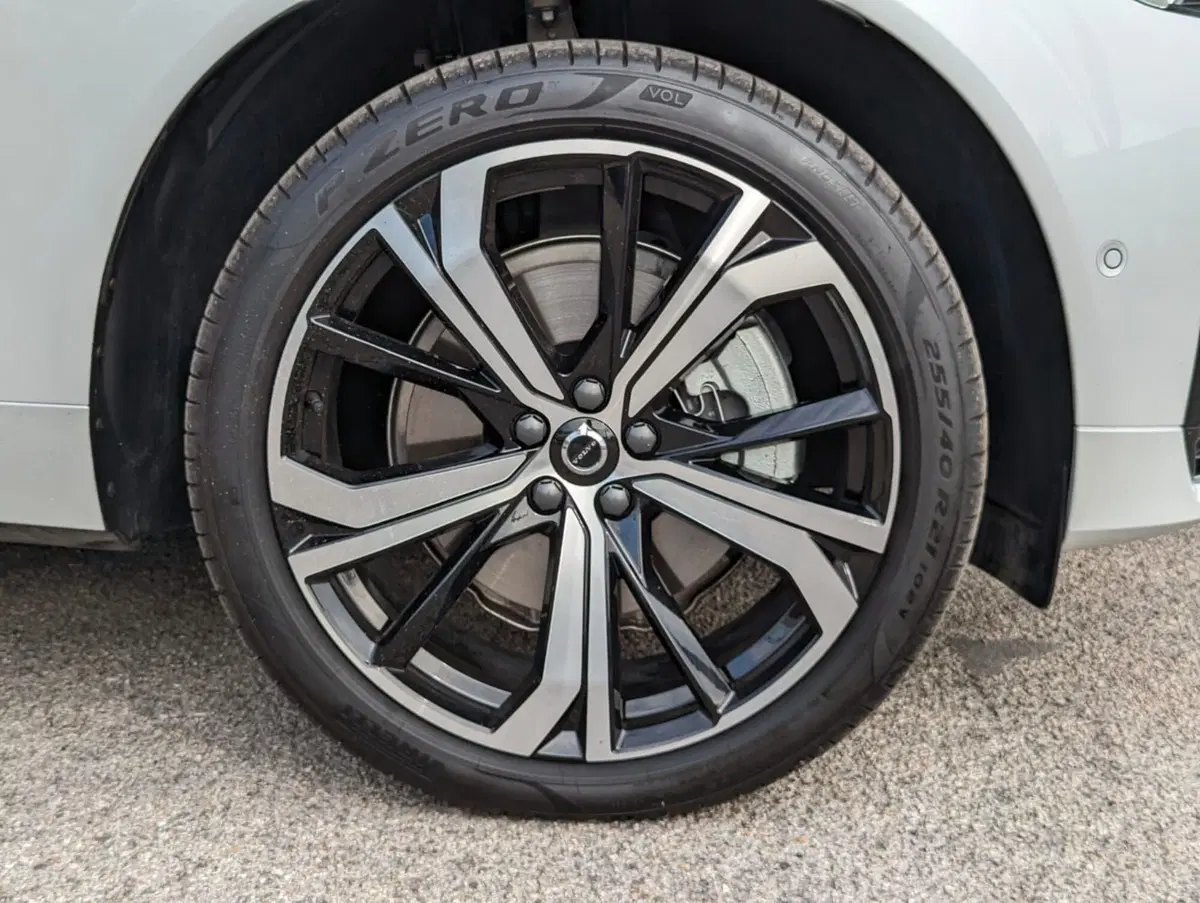Volvo XC60 usata a Pescara (10)