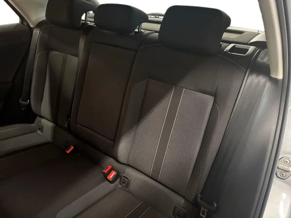 Volkswagen T-Roc usata a Prato (12)