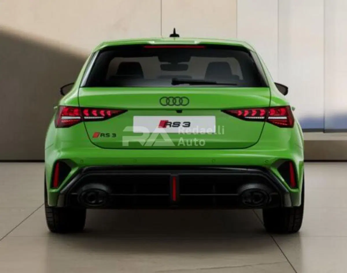 Audi RS 3 Sportback nuova a Lecco (3)