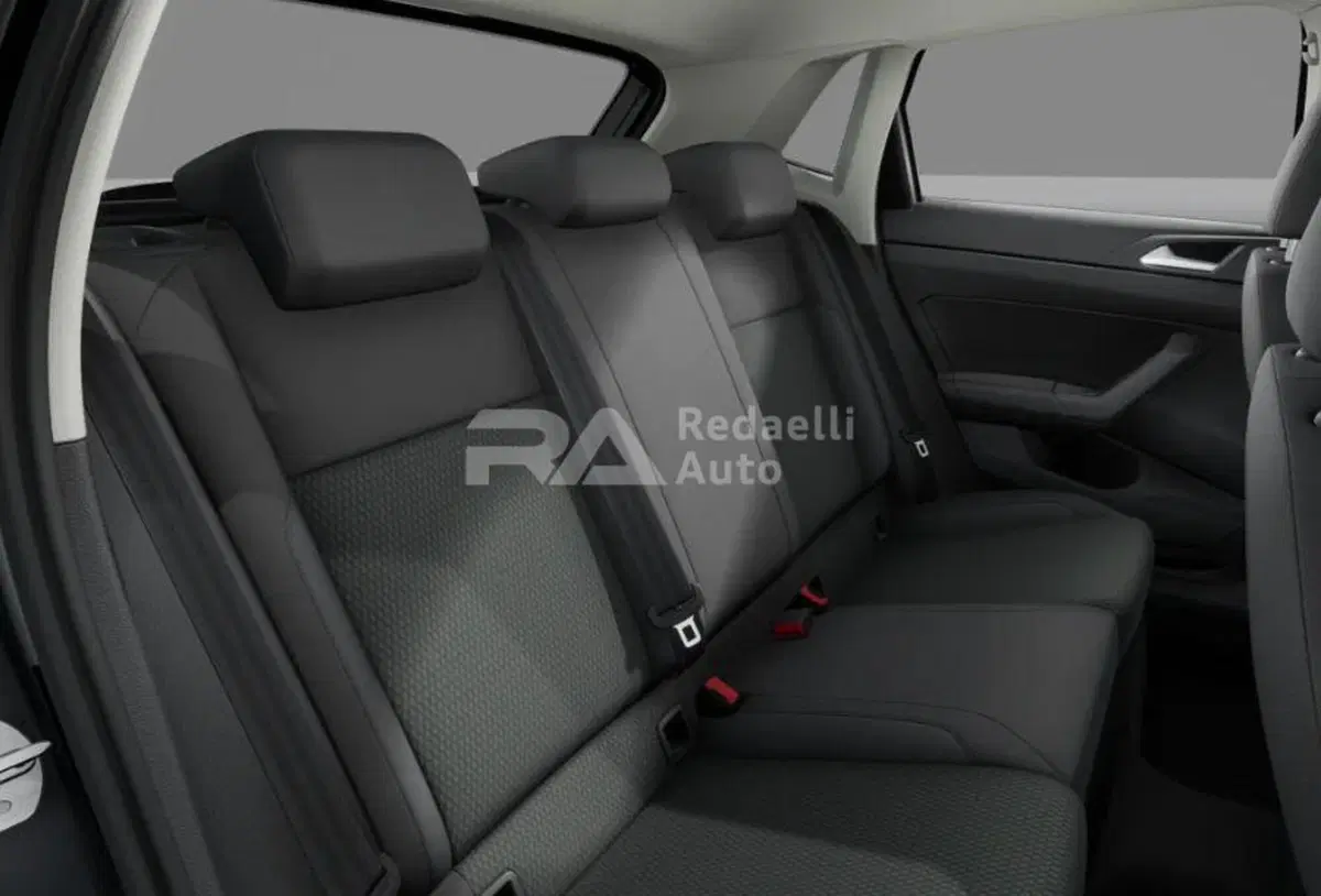 Volkswagen Polo nuova a Lecco (6)