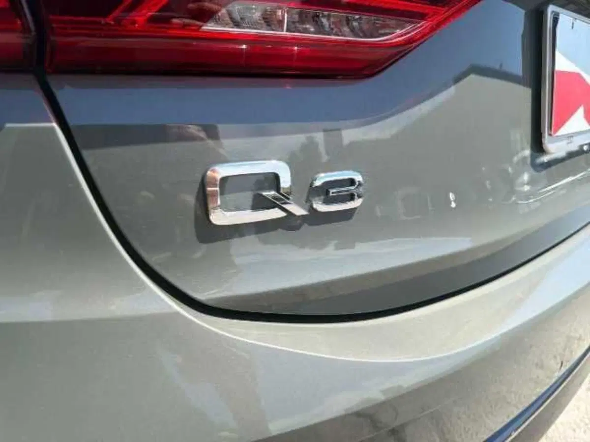 Audi Q3 Sportback usata a Prato (14)