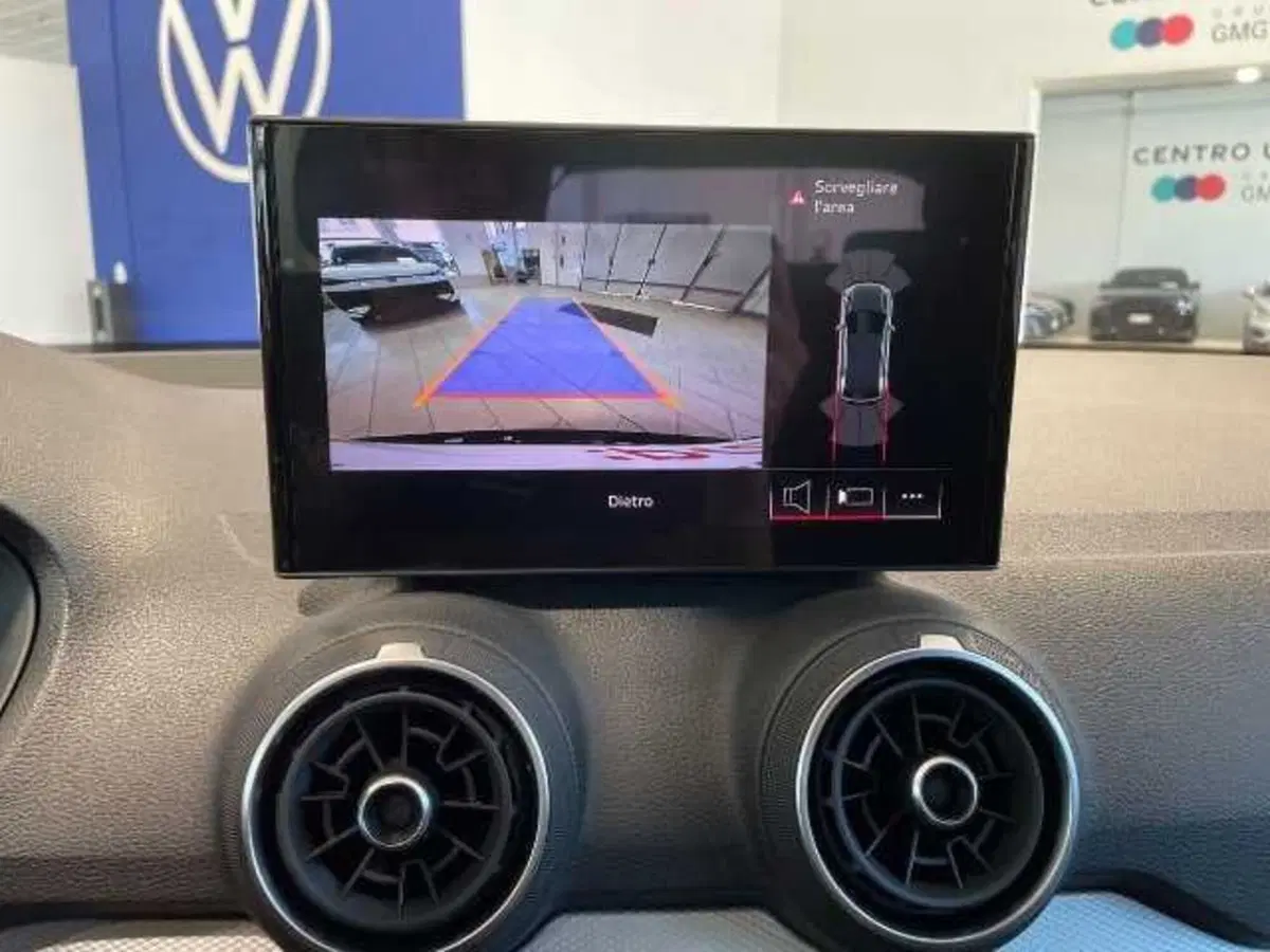 Audi Q2 nuova a Pistoia (17)