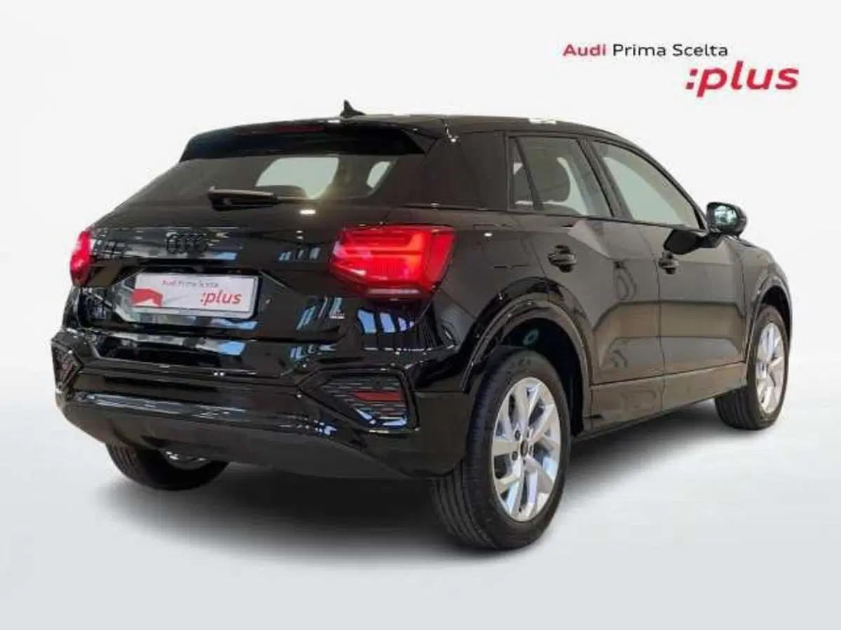 Audi Q2 nuova a Pistoia (2)