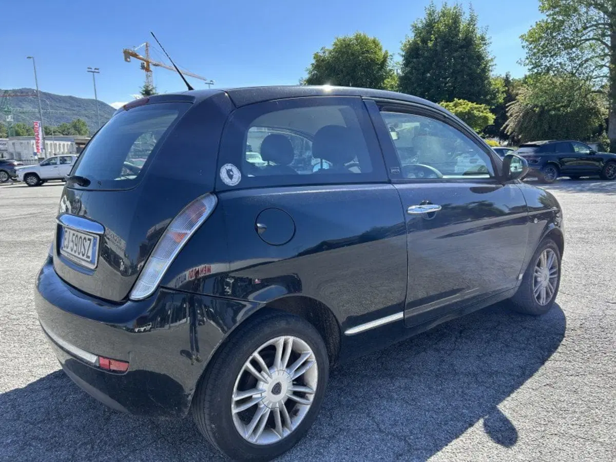 Lancia Ypsilon usata a Cuneo (3)