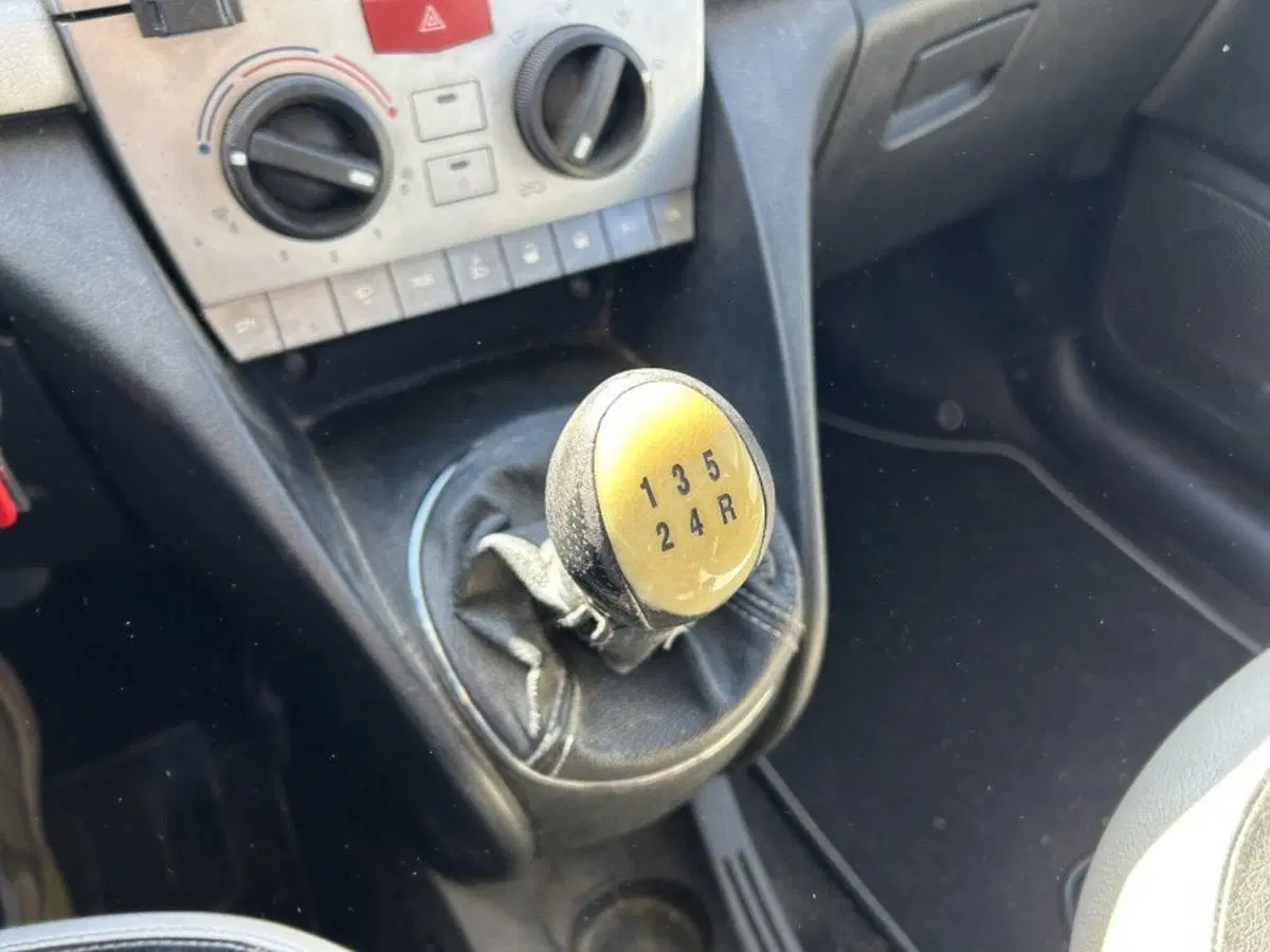 Lancia Ypsilon usata a Cuneo (8)