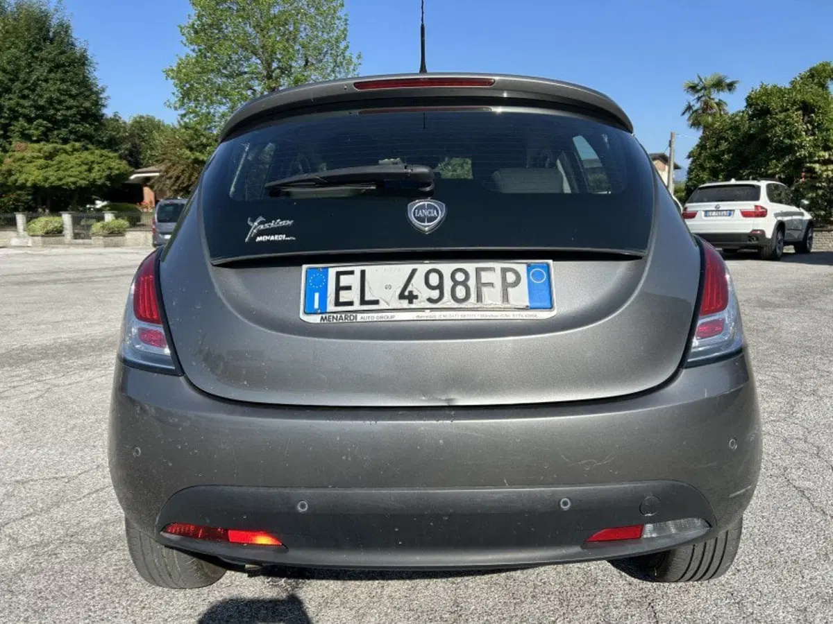 Lancia Ypsilon usata a Cuneo (4)