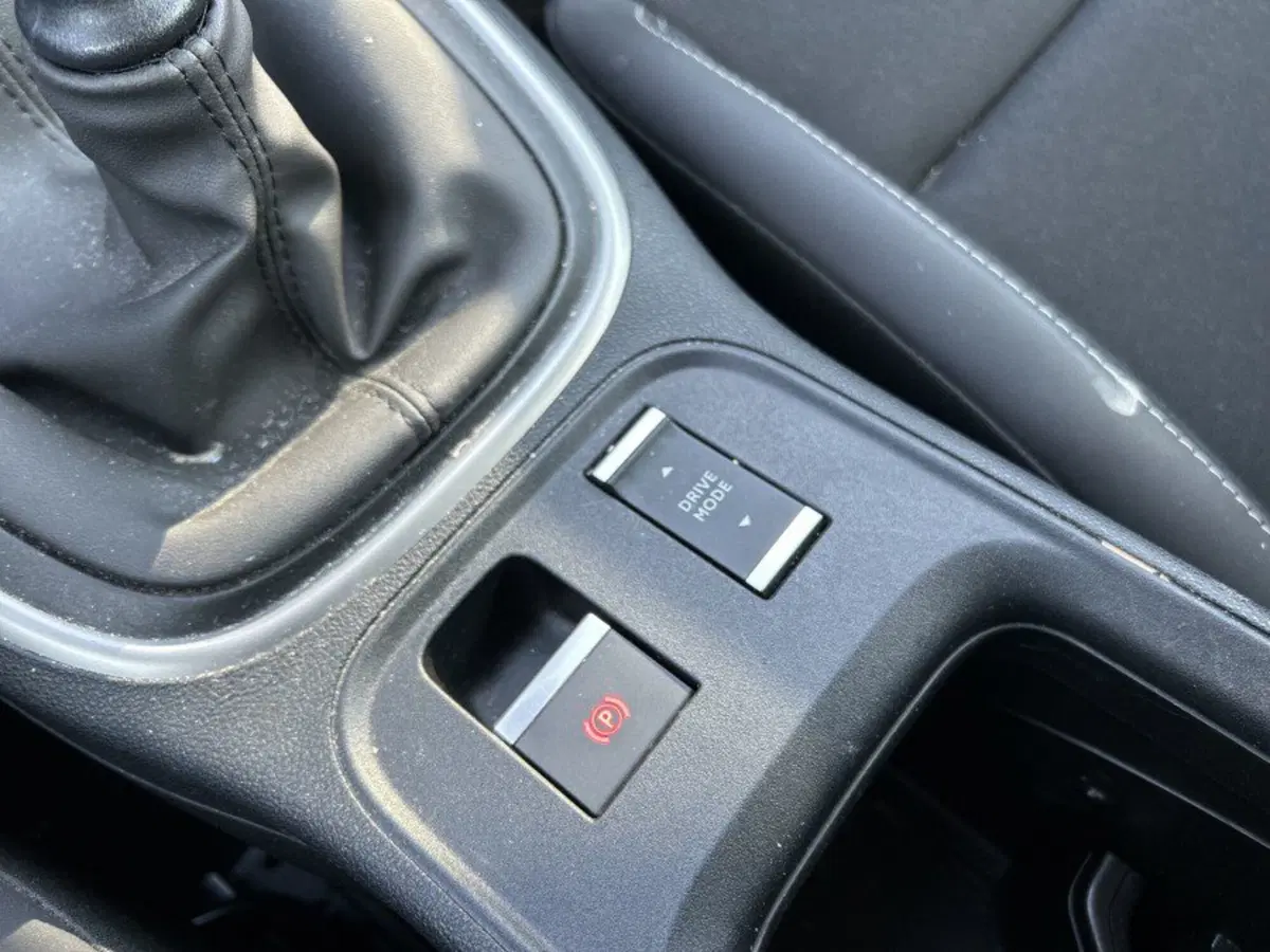Jeep Avenger usata a Cuneo (19)