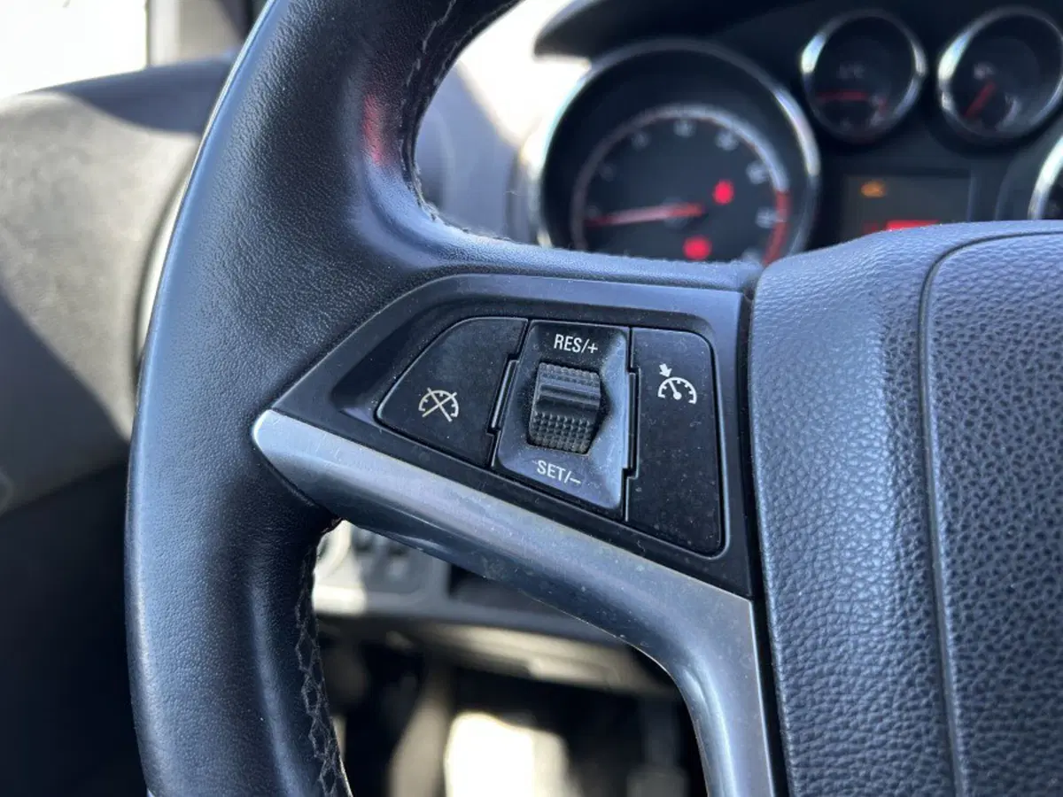 Opel Meriva usata a Cuneo (10)