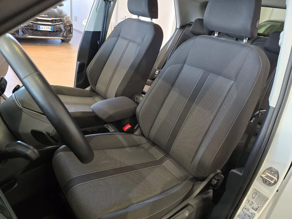 Volkswagen T-Roc usata a Rimini (11)