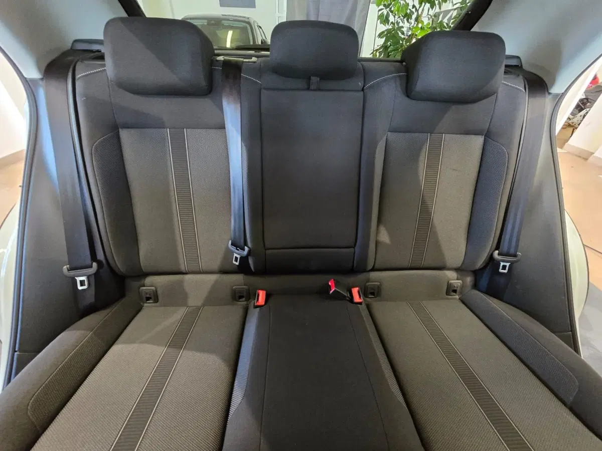 Volkswagen T-Roc usata a Rimini (13)