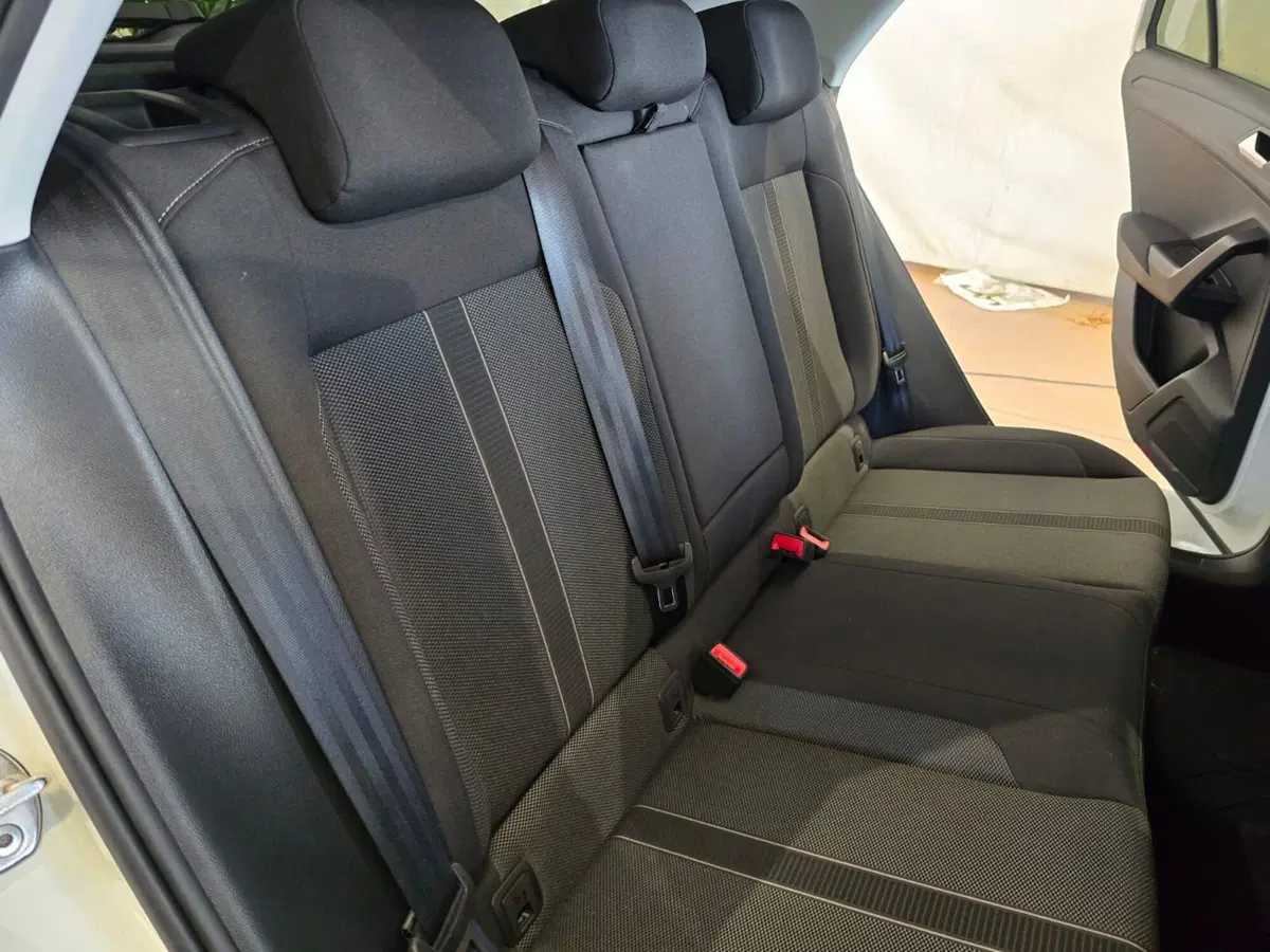 Volkswagen T-Roc usata a Rimini (14)