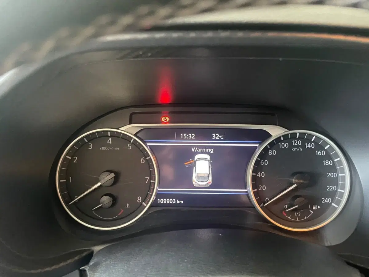 Nissan Juke usata a Lucca (13)
