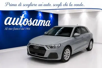 Audi A1 Sportback 25 TFSI Admired del 2023 usata a Rho