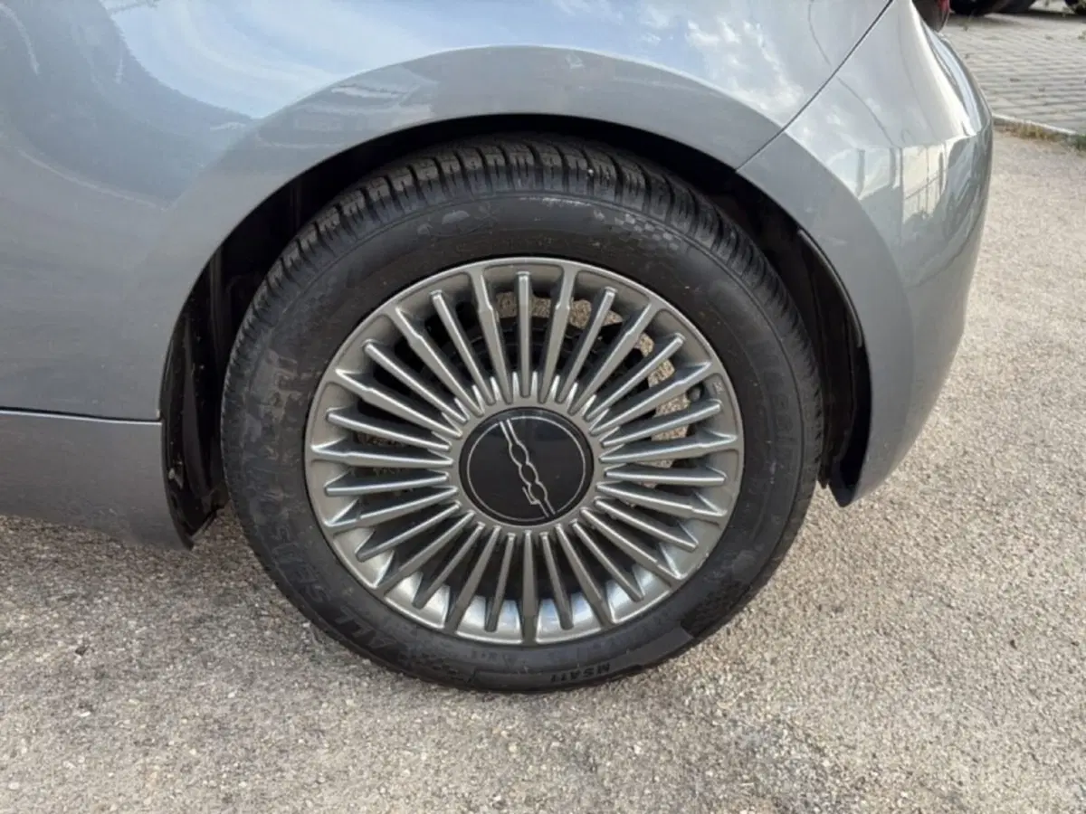 Fiat 500 Cabrio usata a Foggia (10)